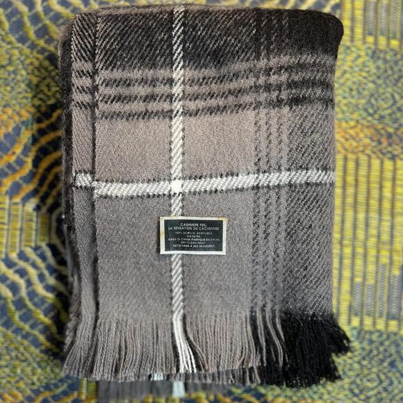 Vintage Cashmere Feel Tartan Scarf - Picture 3 of 3